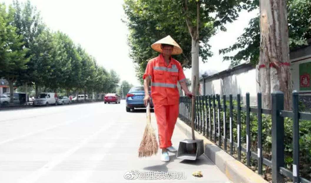 西安驚現“掃地僧” 34年創作上萬幅“手指畫”